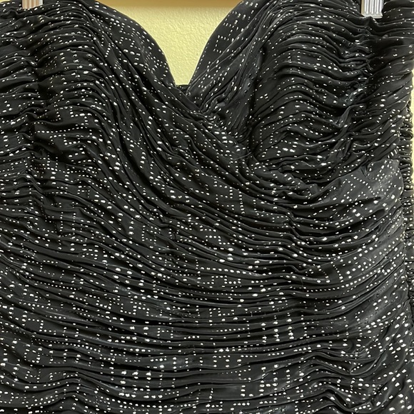 Vicki Tiel Formal Dress - Picture 2 of 5